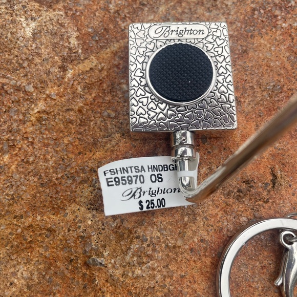 NWT Brighton Fashionista Key Fob Art Fashion Paris NY w/ Clasp and Handbag Hook - Picture 3 of 3